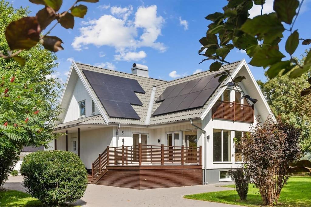 Entire Villa & Garden Between Varberg And Ullared Rolfstorp 외부 사진